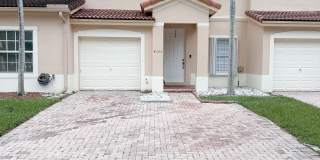 4102 Northeast 26th Street Gallery 1