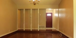 211 E Hogan Drive Gallery 3
