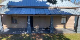**AVAILABLE NOW**3 Bedroom / 1 Bathroom Home for Rent off 2nd Avenue in Columbus, GA*** Gallery 1