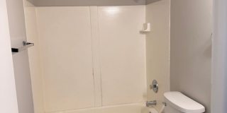 2 Bedroom/1 Bath Garden Style Apartment available now! Gallery 12