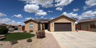 POOL & SOLAR HOME! POOL & SOLAR HOME! Gallery 1