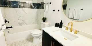 380 Explorer Court Gallery 21