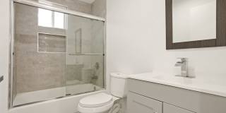 443 N Heliotrope Dr Gallery 6