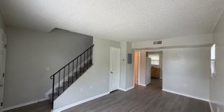 664 SW 35th Street Apt 6 Gallery 2