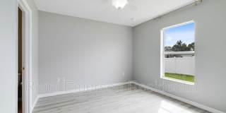 12 Sawfish Lane Gallery 13