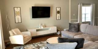 3BR/3BA House Near Campus Gallery 4