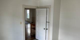 61 Laurel Street Gallery 5