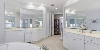 11585 SW Fieldstone Way Gallery 33