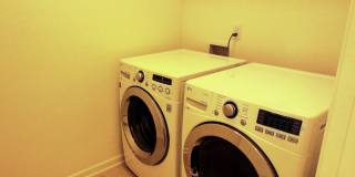 RTP Beauty!  Huge 3/2.5 Townhouse in Page Park Gallery 12