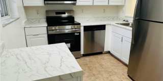 8484 Bernwood Cove Loop Gallery 9