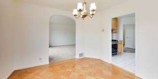 Bright Corner Home with Family Room, Yard & Laundry in Prime Sunset Location! Gallery 6