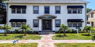 236 10th Ave NE Gallery 1