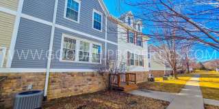 2 Bedroom 2 Bath Townhome in Urbandale with attached 2 car garage! Gallery 1