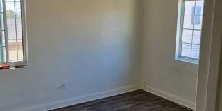 1305 East 56th Street Gallery 2