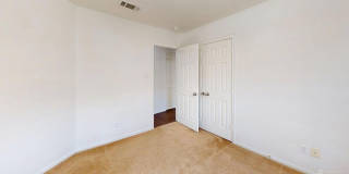 Fantastic - 3 bed 2 bath with Solar Panels Gallery 6