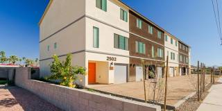 2502 E Paradise Lane 2502 E Paradise Lane Gallery 1