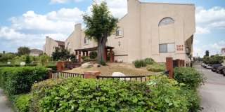BEAUTIFUL 4 Bed 3 Bath unit Gallery 33