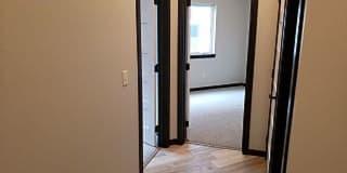 Three bedroom two bathroom Twin home w/ triple garage Gallery 6