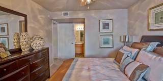 Preston Pointe Gallery 7