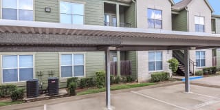 The Avenue Gallery 19