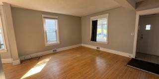 AVAILABLE June 1st - 6 Bedroom, 2 Bath House with Garage Gallery 7