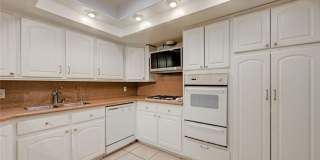 3518 Blackstone Street Gallery 14