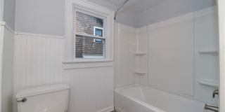 Beautiful home for lease Gallery 10