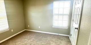 Large 3 BR 2.5 BA In Bentonville! Gallery 25
