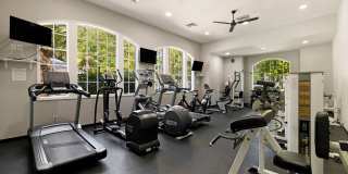 Sterling Oaks Luxury Apartments Gallery 12