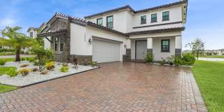 1325 Whitcombe Drive Gallery 1