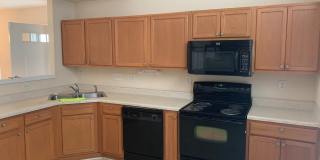 End Unit Townhome located in the Covington at Providence Subdivision! Gallery 3