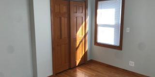 Large Open Concept House! Gallery 14