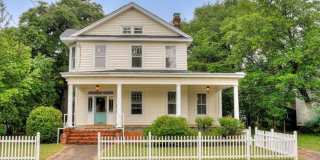 4Br, 2Ba Historic Victorian Gem - 1841 Ohio Ave Gallery 1