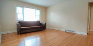 2435 W Balmoral Avenue Gallery 10