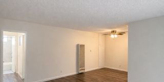 1300 Laurel Ave Gallery 2