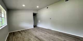 Spacious Open 3 Bedroom Home Gallery 8
