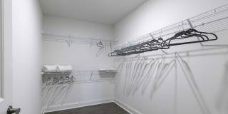 Riverwalk Grand Gallery 16