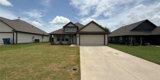 305 Sunnyside Drive Gallery 1