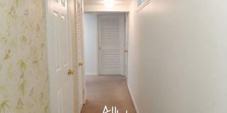 1605 Cambridge Circle Gallery 15
