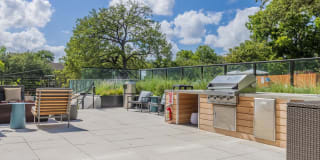 1155 Barton Springs Gallery 48