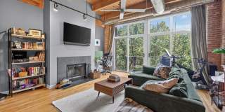 2201 W Wabansia Avenue Gallery 4