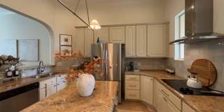 23510 Canyon Golf Road Gallery 7