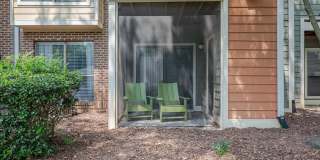 The Retreat at Lake Johnson Apartments Gallery 17