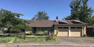 Beautiful single story ranch style home on cul-de-sac! Gallery 1