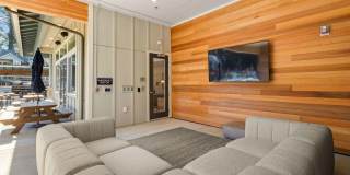 Modera Lacey Gallery 16