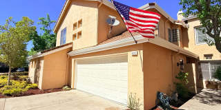 Gorgeous Two (2) Suites--- Executive Style 2BD/2.5BA + Loft, Two-Story TH at The Lake at Canyon Lakes, San Ramon- Available NOW! Gallery 1