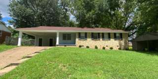 2370 Hillside Ave Gallery 1