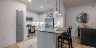 Solay Carnes Crossroads Apartments Gallery 20