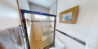 Short or Long Term Rental | ROOFTOP VIEWS! Gallery 6
