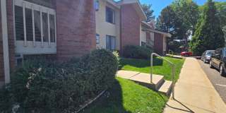 Beautifully Renovated, Top Floor, 2 Bedroom 2 Bath East Boulder Condo for Rent! Gallery 29
